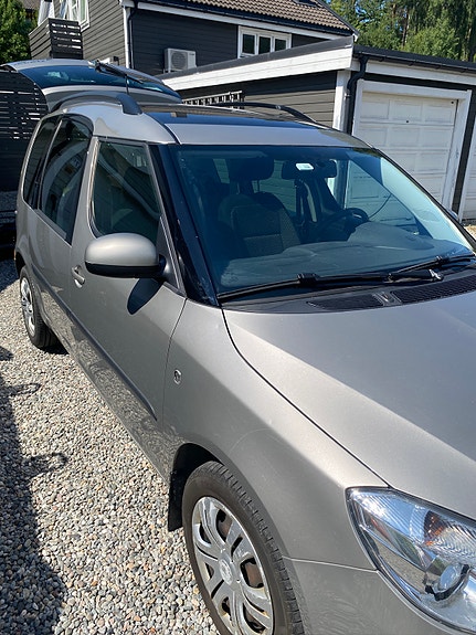 Skoda Roomster 8 of 24
