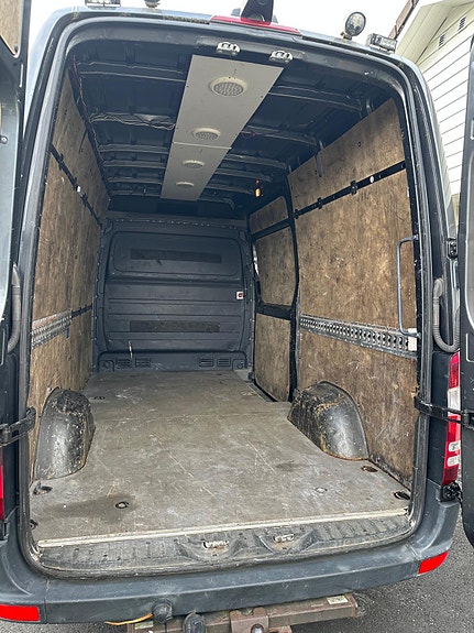 Mercedes-Benz Sprinter 316 24 of 26
