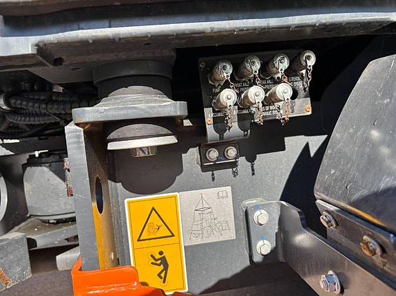Liugong 820 TE Electric 12 of 29