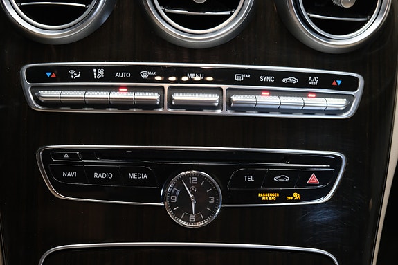 Mercedes-Benz C180 24 of 30