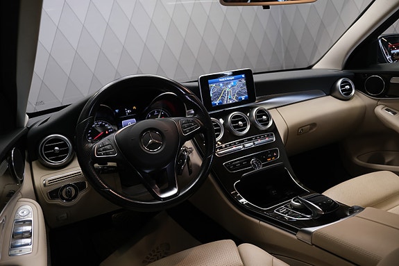 Mercedes-Benz C180 21 of 30