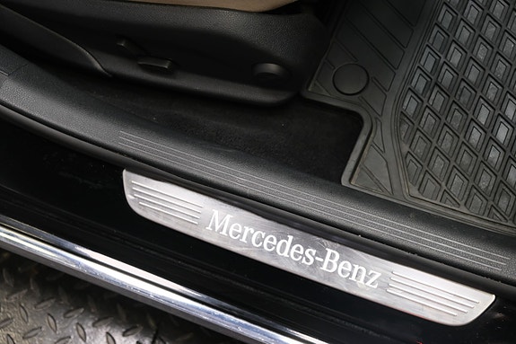 Mercedes-Benz C180 12 of 30