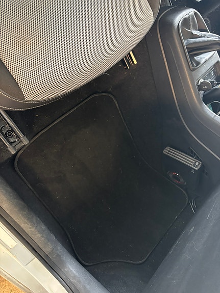 Volkswagen UP! 12 of 20
