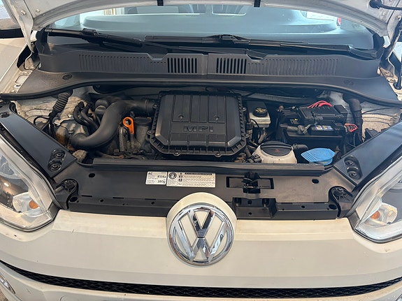 Volkswagen UP! 10 of 20