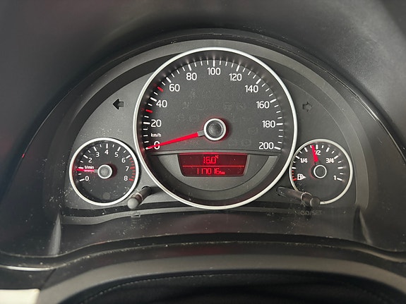 Volkswagen UP! 19 of 20