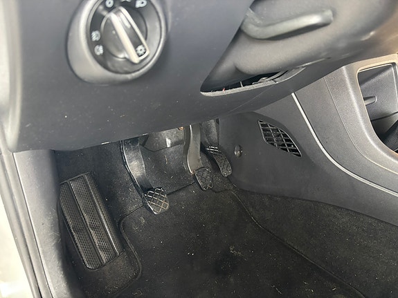 Volkswagen UP! 13 of 20