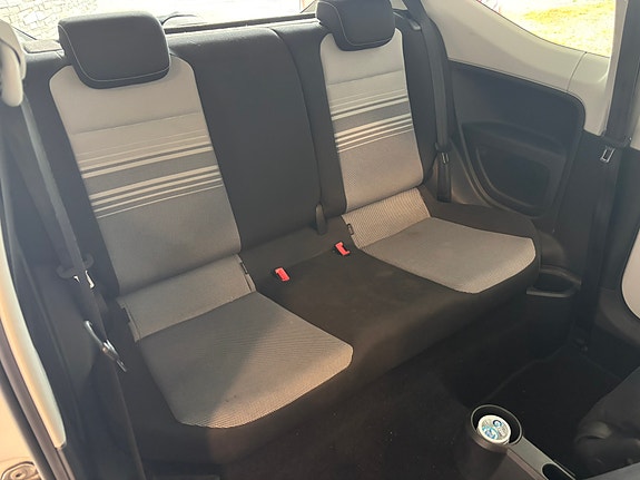 Volkswagen UP! 9 of 20