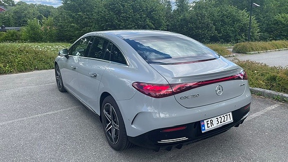 Mercedes-Benz EQE350 8 of 26