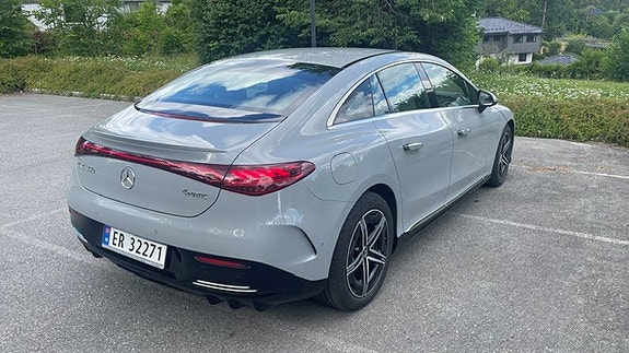 Mercedes-Benz EQE350 6 of 26