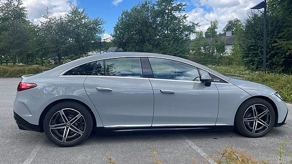 Mercedes-Benz EQE350 3 of 26