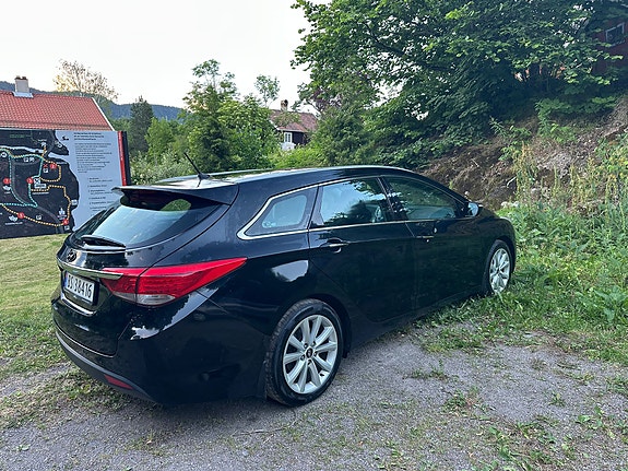 Hyundai i40 4 of 13