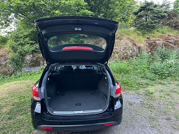 Hyundai i40 8 of 13