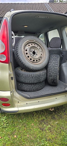 Toyota Yaris Verso 8 of 8