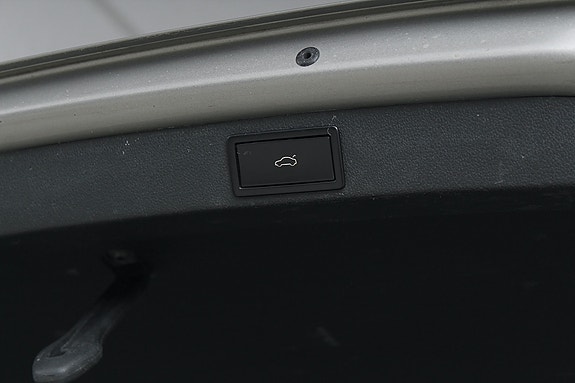Skoda Octavia Scout 11 of 30