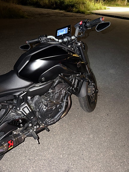 Yamaha MT-07 5 of 8