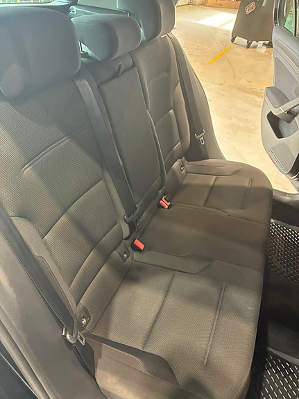 Volkswagen e-Golf VII 10 of 15