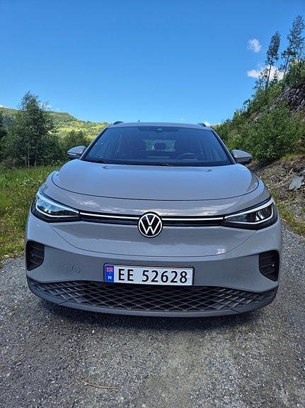 Volkswagen ID.4 2 of 13