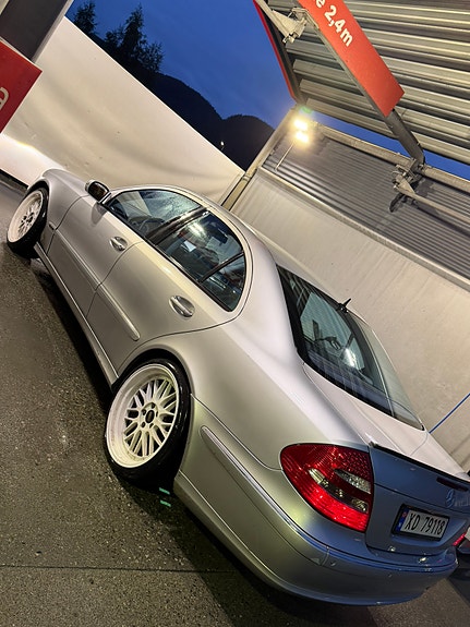 Mercedes-Benz E220 d 8 of 22
