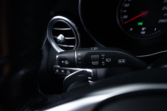 Mercedes-Benz C200 29 of 30