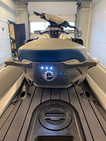 Seadoo GTX 300 Limited. Strøken ink Henger 12 of 29