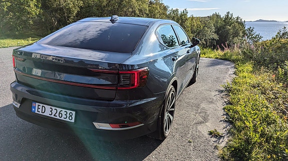 Polestar 2 6 of 30