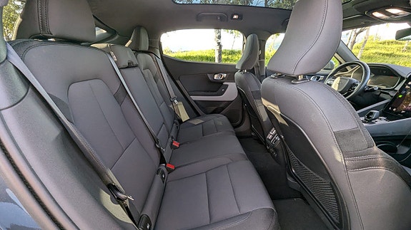 Polestar 2 13 of 30