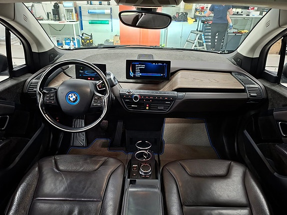 BMW i3 11 of 18