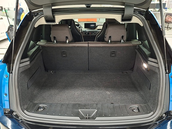 BMW i3 8 of 18
