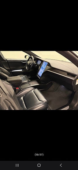 Tesla Model S 18 of 30