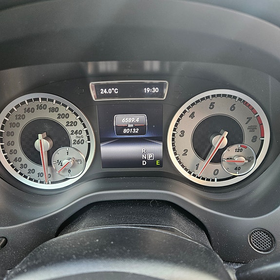 Mercedes-Benz A180 27 of 30
