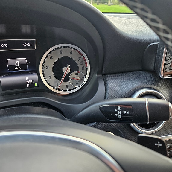 Mercedes-Benz A180 25 of 30