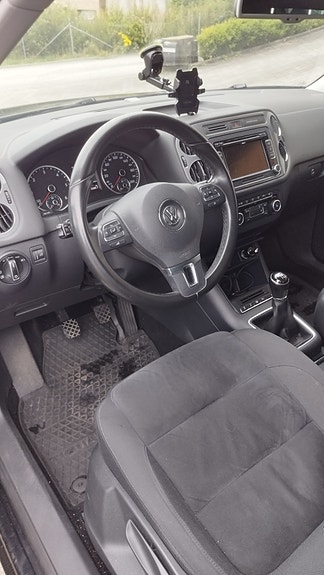Volkswagen Tiguan 6 of 30