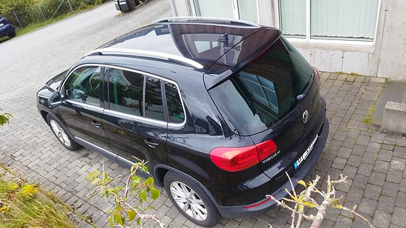 Volkswagen Tiguan 5 of 30