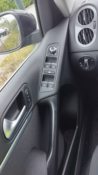 Volkswagen Tiguan 11 of 30