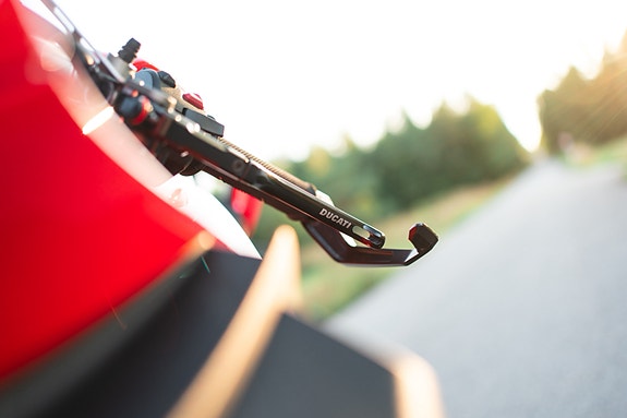 Ducati Panigale V4s 22 of 25