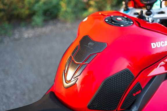 Ducati Panigale V4s 12 of 25