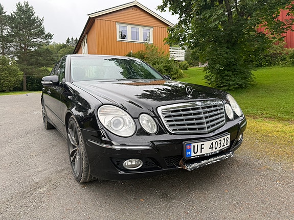 Mercedes-Benz E220 d 10 of 24