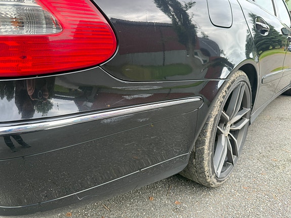 Mercedes-Benz E220 d 23 of 24