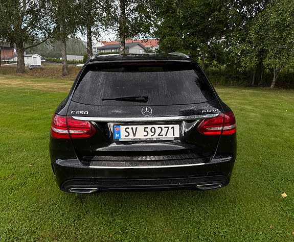 Mercedes-Benz C250 d 6 of 30
