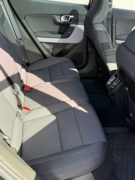 Polestar 2 6 of 14
