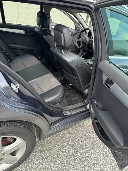 Mercedes-Benz C200 d 8 of 10