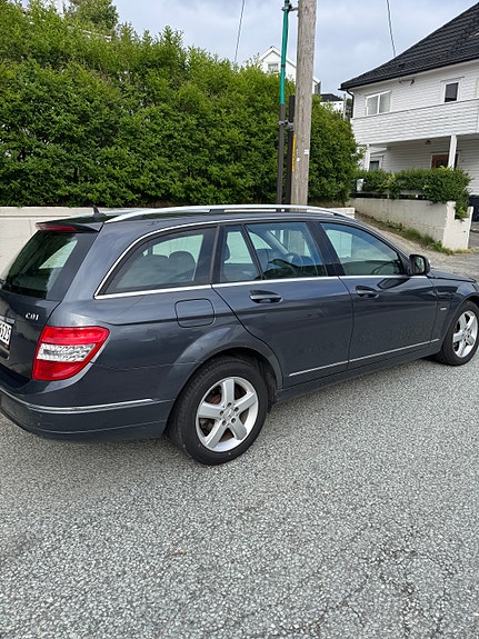 Mercedes-Benz C200 d 4 of 10