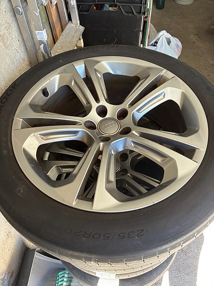 Audi Q5 12 of 13