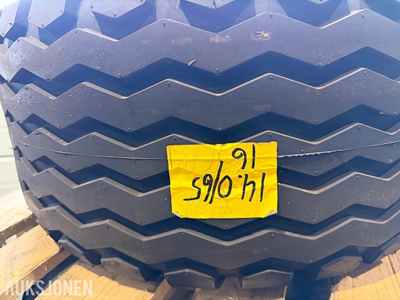 Andre BKT Implement AW-705 14.0/65-16 – 14PR Tubeless redskapsdekk 2 of 17