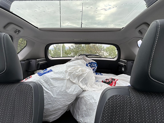 Toyota Auris 23 of 23