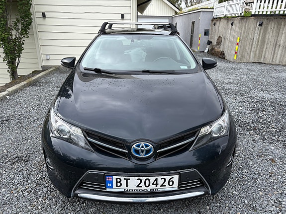 Toyota Auris 13 of 23