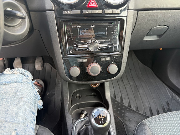 Opel Corsa 25 of 26