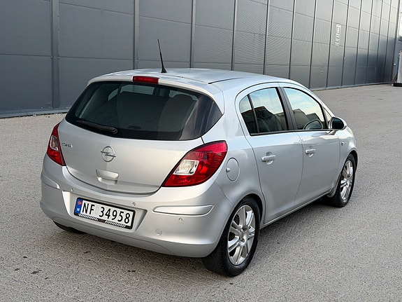 Opel Corsa 9 of 26