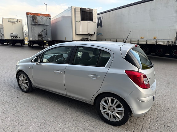 Opel Corsa 11 of 26