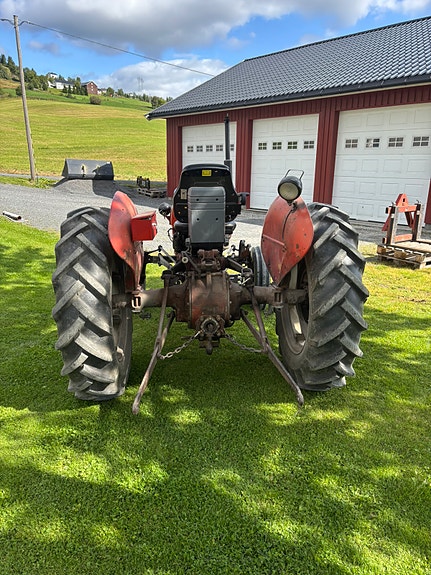 Massey Ferguson 35 3 of 6